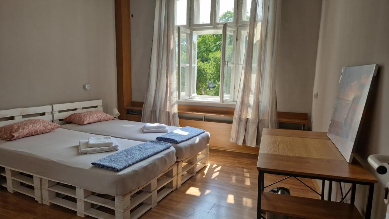 Lambo'S Corner Varna - Guest Rooms Екстериор снимка