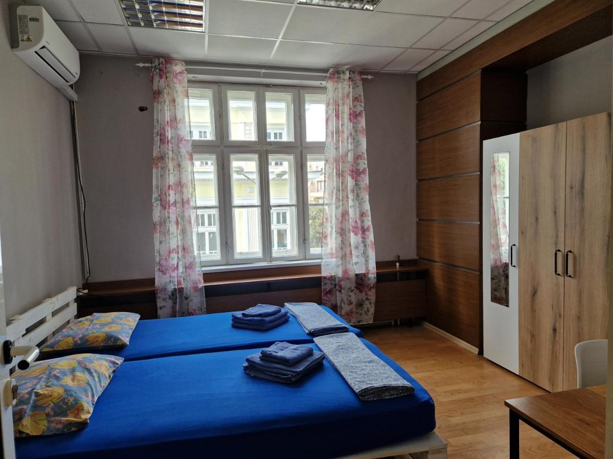 Lambo'S Corner Varna - Guest Rooms Екстериор снимка