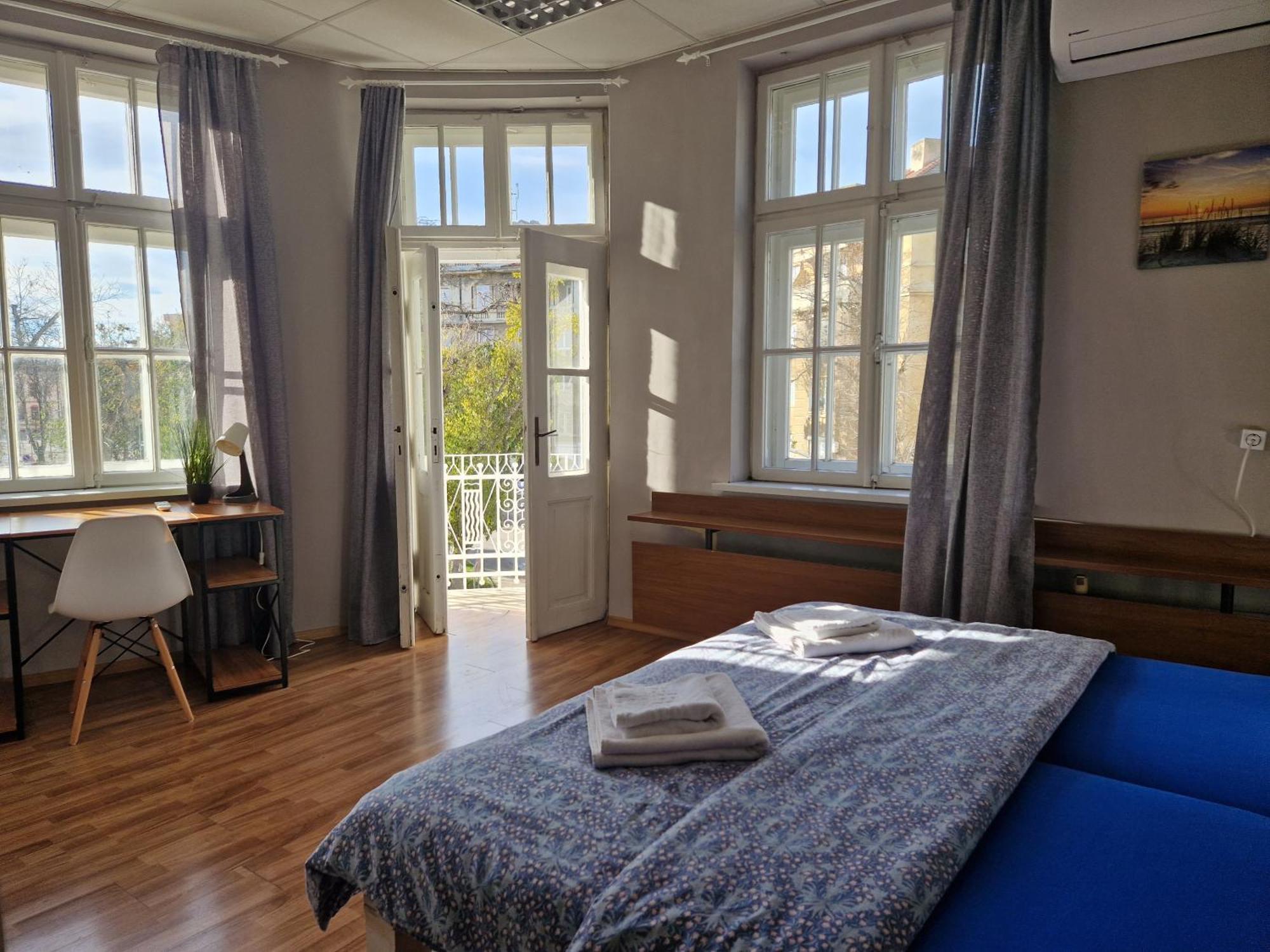 Lambo'S Corner Varna - Guest Rooms Екстериор снимка