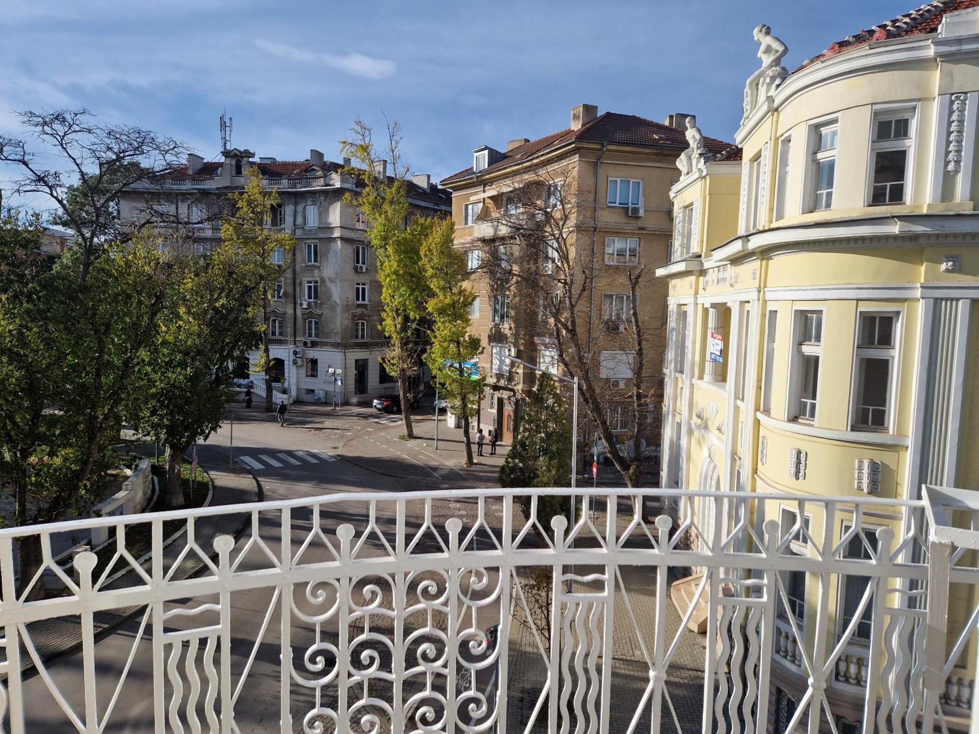 Lambo'S Corner Varna - Guest Rooms Екстериор снимка