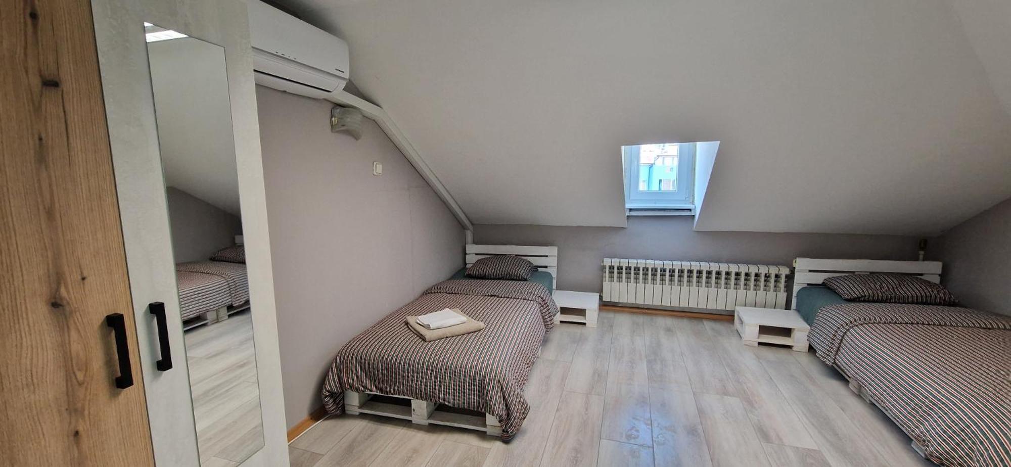 Lambo'S Corner Varna - Guest Rooms Екстериор снимка