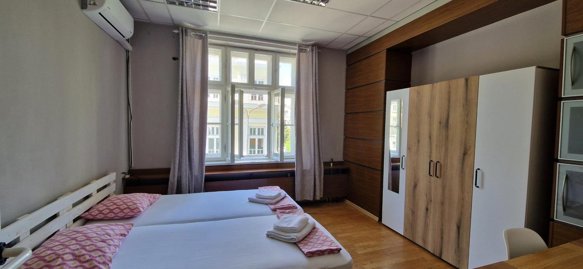 Lambo'S Corner Varna - Guest Rooms Екстериор снимка