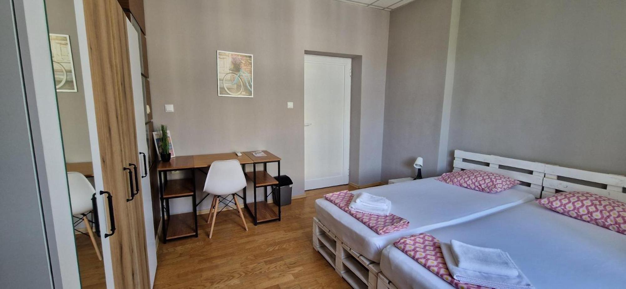 Lambo'S Corner Varna - Guest Rooms Екстериор снимка